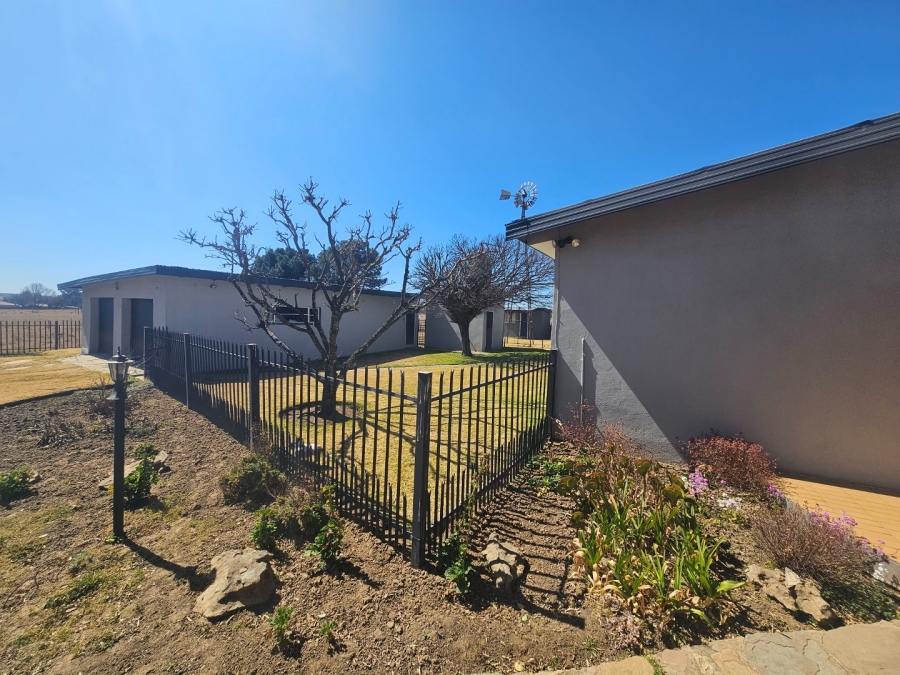 3 Bedroom Property for Sale in Kromkloof North Sh Free State